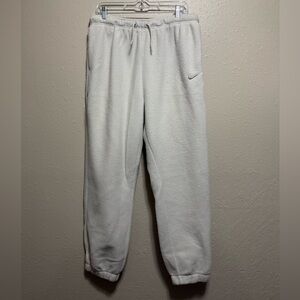 Nike Men's Light Gray Joggers